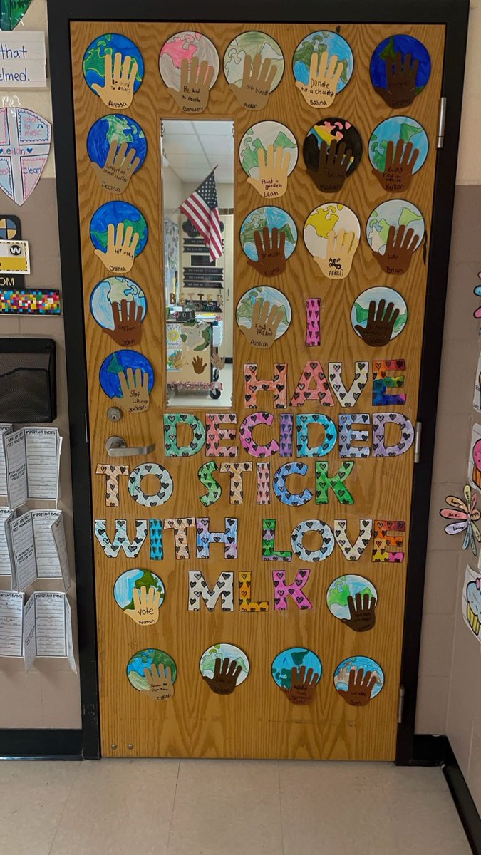 MsJackson_6's tweet photo. #BlackHistoryMonth  door decoration❤️ https://t.co/Kg8wHTQreR