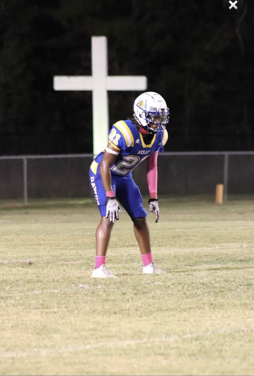 DerryQuincy's tweet photo. my recruitment is 110% open!!

gpa: 3.0
height &amp; weight: 5’9 175lbs
40: 4.5
Position: ATH
School: Monsignor Kelly Catholic High School

409-951-0590
quincy.derry2024@mkchs.net https://t.co/2f4pjE9a5S