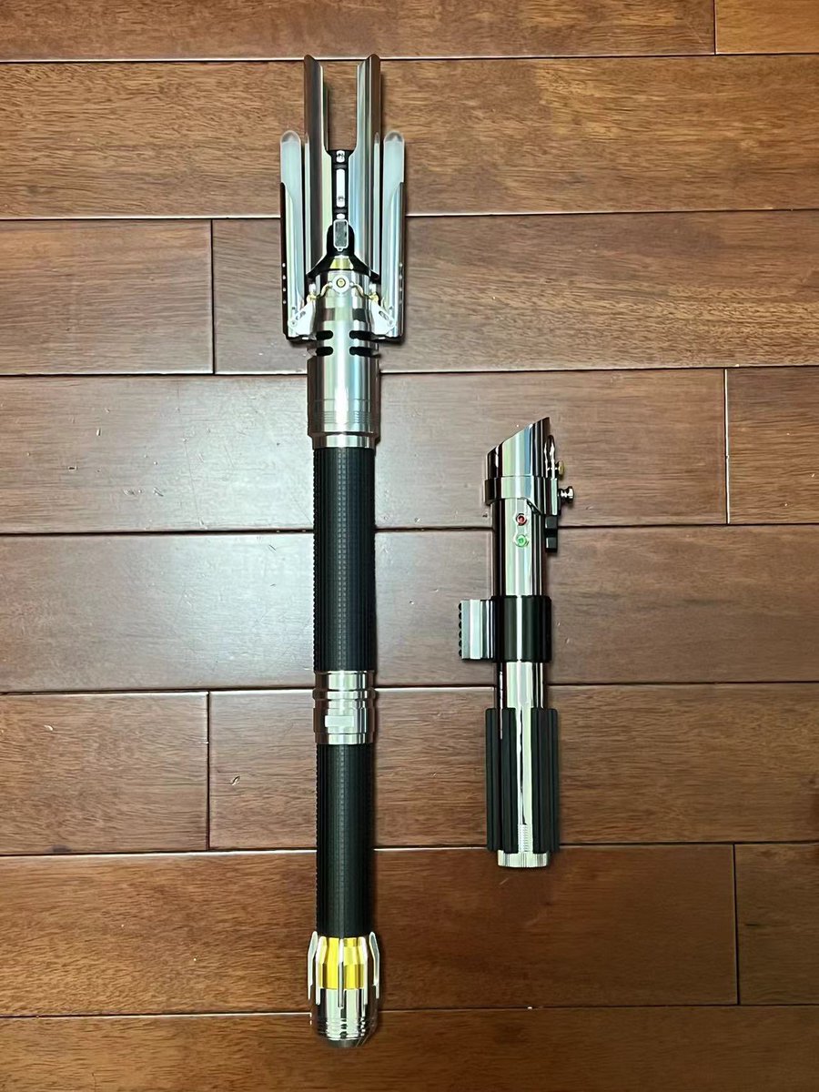 rightsaba's tweet photo. UW JSK &amp; AA https://t.co/JW7bSuSMdL