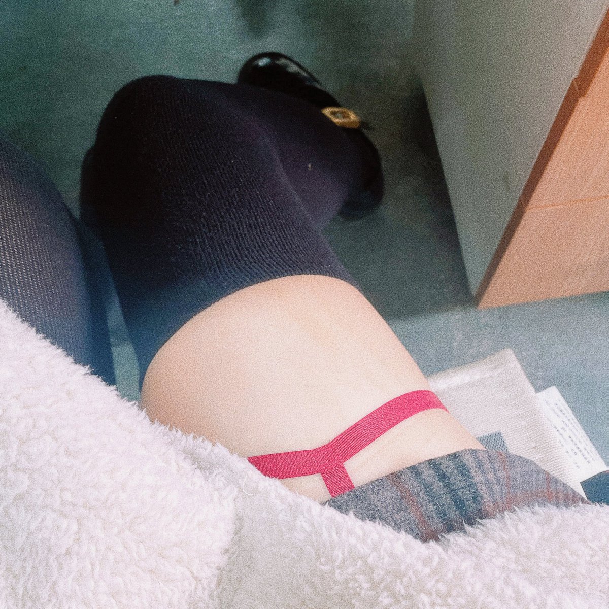 alianelta's tweet photo. 不懂肉腿的有难了 https://t.co/0ehpcP4AlB