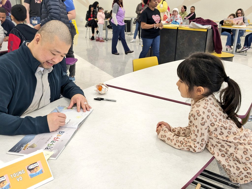 emytomita's tweet photo. Volunteering with @LitCoachLife @RrRomero15 & meeting authors @JoannaHoWrites, Young Vo, Liz Kleinrock & Rhode Montijo with my daughter! The best of both worlds in one place @BookwormHouston! Books are #MirrorsAndWindows & #slidingdoors to the world. https://t.co/gSYljQh4l0