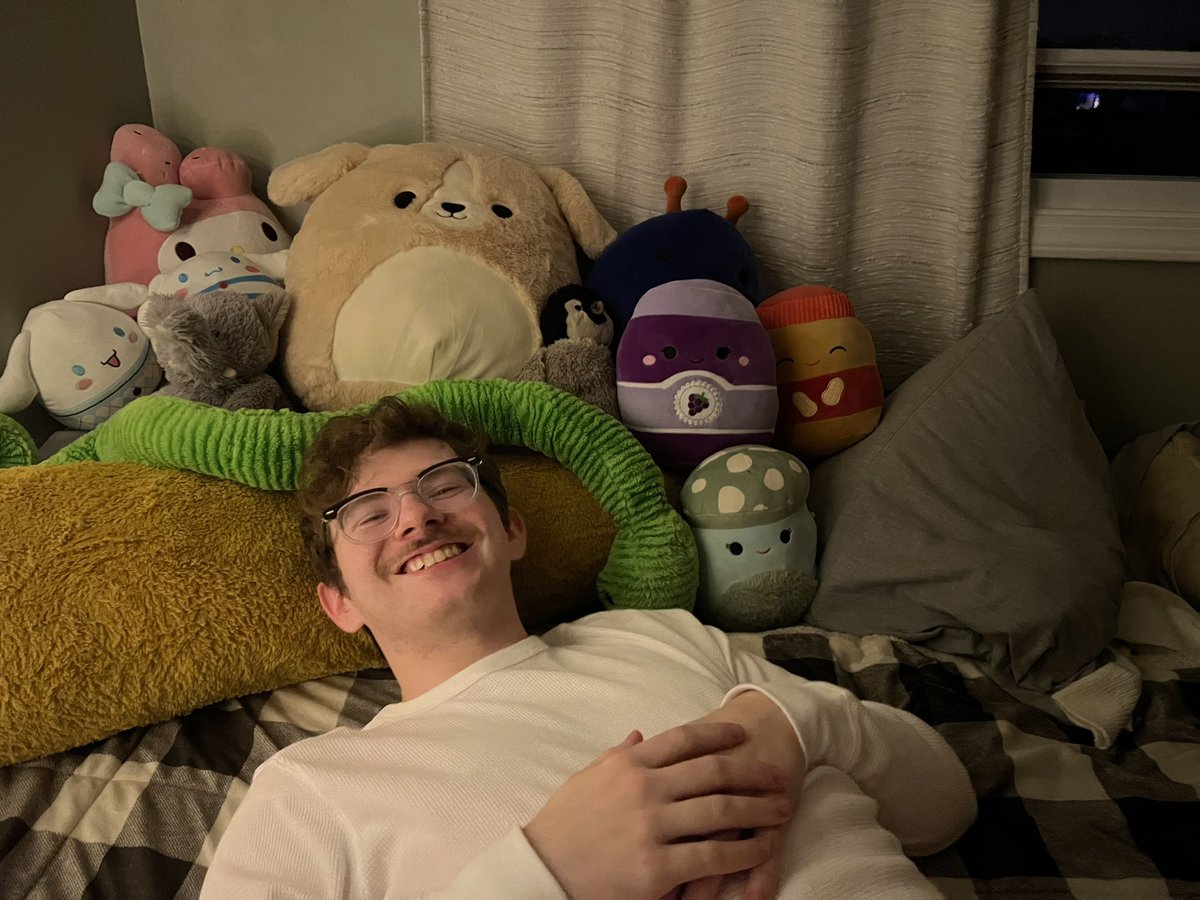 happy birthday to the love of my life @j2neau— you’re the best thing that’s ever happened to me :)