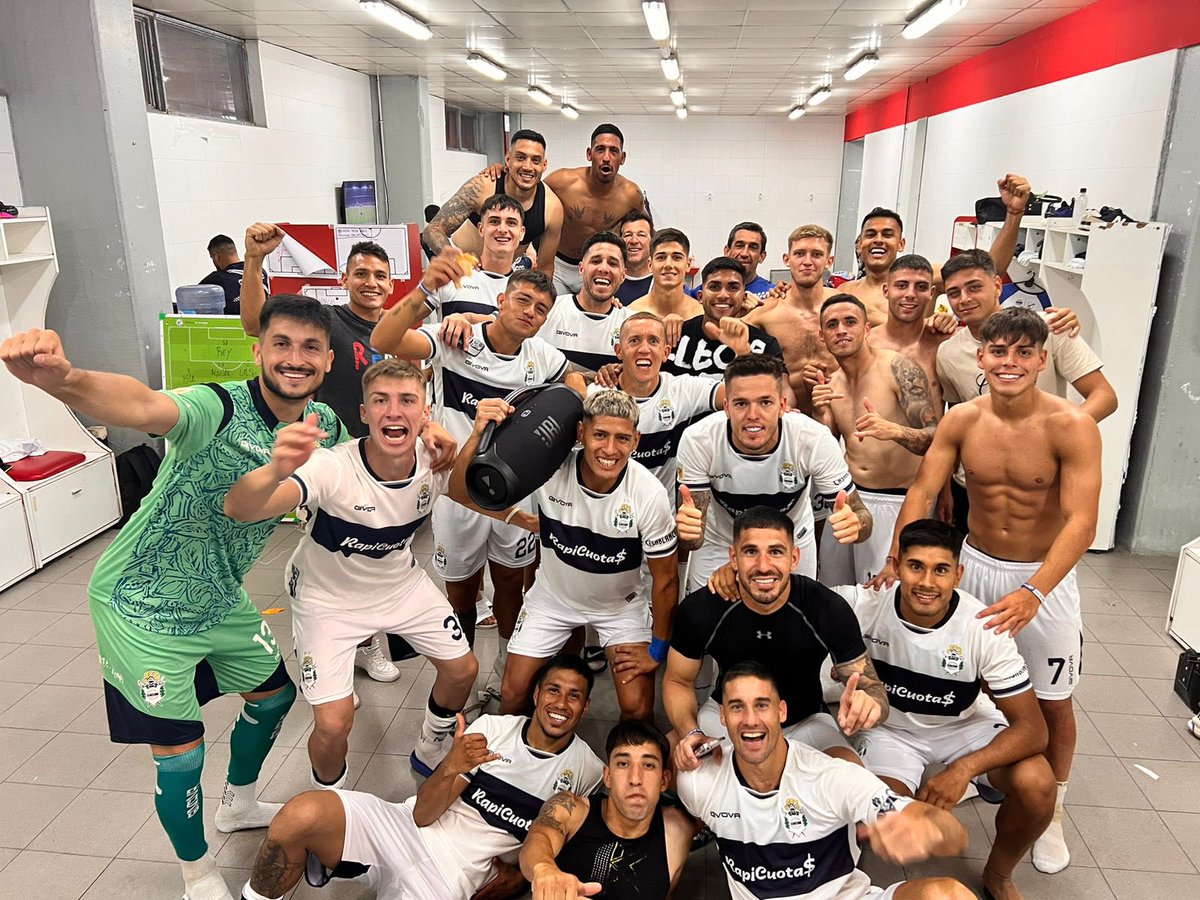 Triperomaníacos tweet media