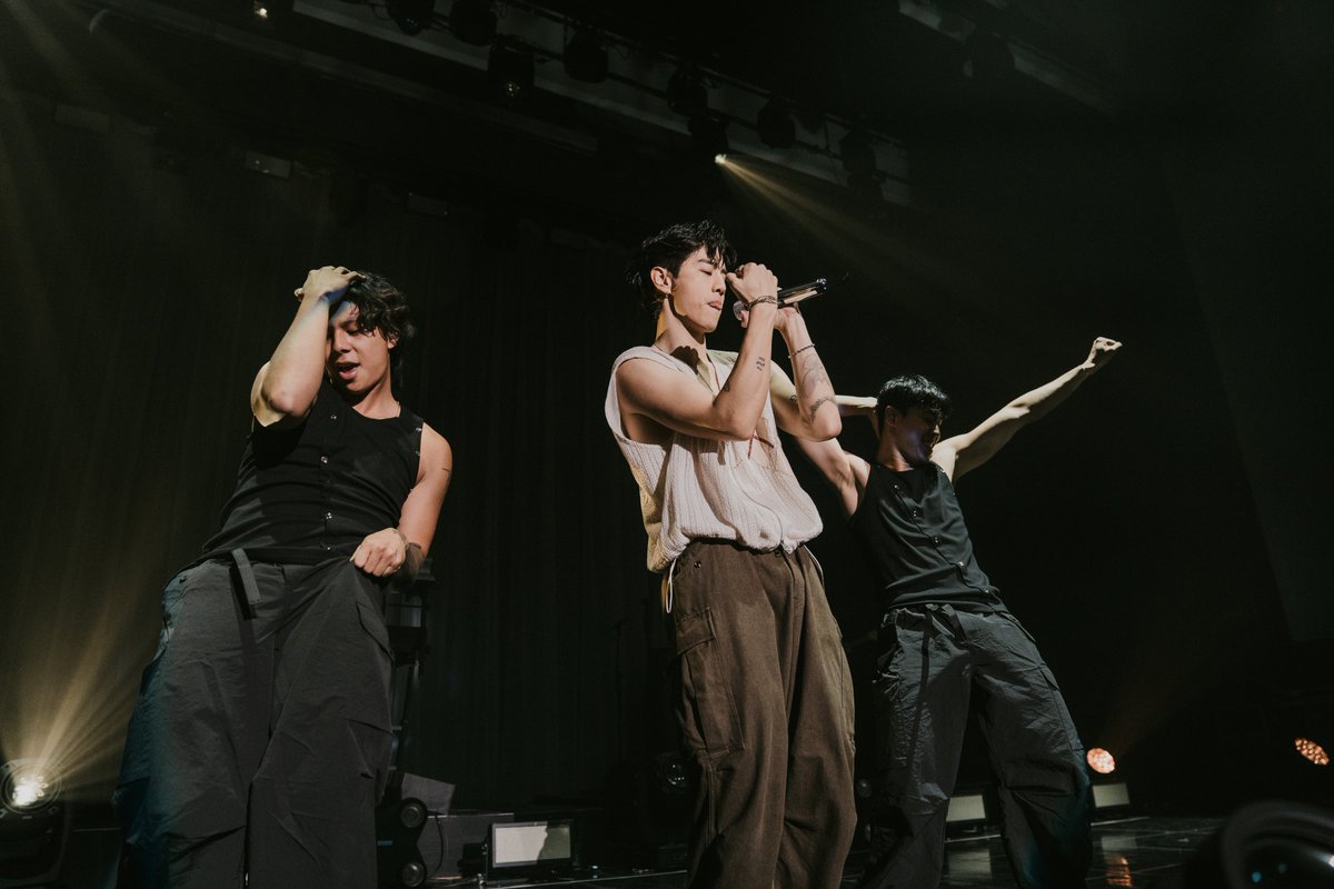 DNAmngmnt's tweet photo. the other side
SEOUL

back where it all started 💚

📸 Photos by Kenji Chong

#MarkTuan #Mark
#마크 #段宜恩
#theotherside #theothersidetour
@marktuan https://t.co/uWoY6neNAN