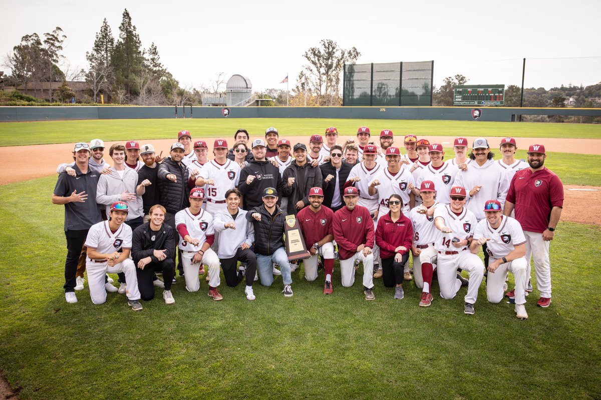 WestmontSports's tweet photo. As special as it gets. 💍 https://t.co/jvG7wlqheu