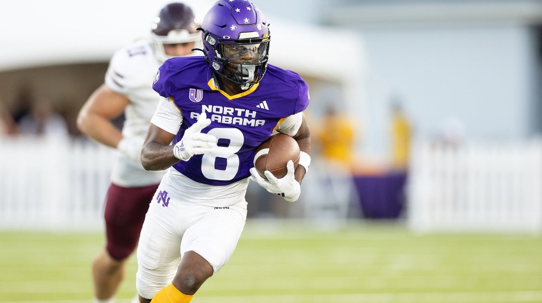 #AGTG Extremely blessed to receive my first D1 offer from the University of North Alabama 💜🖤. Thank you @DeLockett @campmoula_MG @Amp_Bizzle @Coach_Trosclair @JeritRoser @Julie_Boudwin @DaFanboys