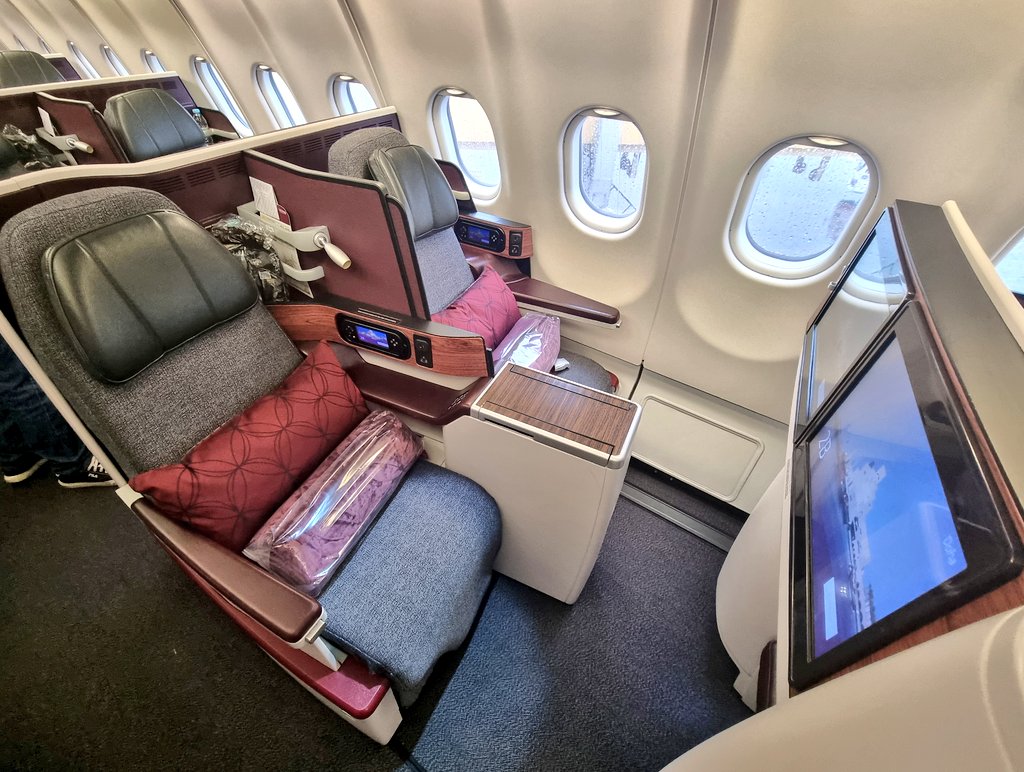 nonstopeurotrip's tweet photo. A lovely surprise @qatarairways status upgrade for both myself and @superalbs on the way back to #Doha 🇶🇦 from #Lahore 🇵🇰 Cheers 🥂 Track us... #QR629 🛩️ #Pakistan #NonstopEurotrip https://t.co/SaOds1KwPn