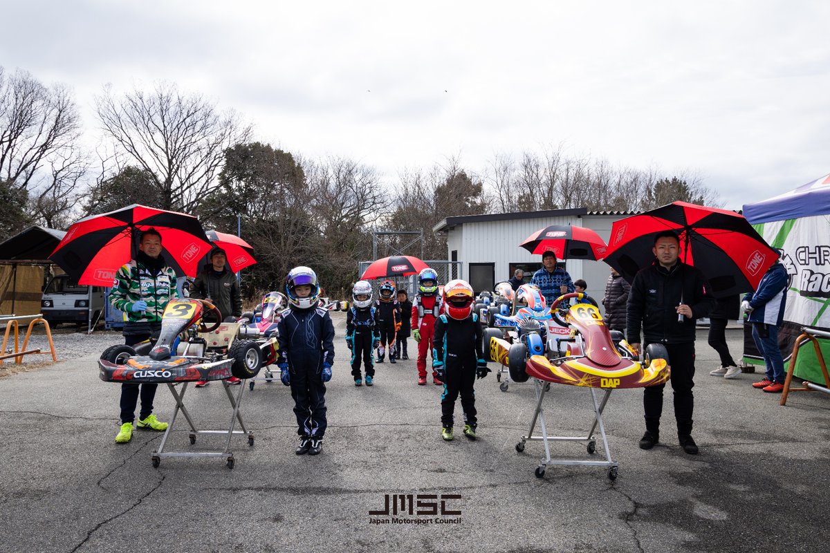 jmsc_inc's tweet photo. 記念すべき「Gazelle スーパーミニクラス」初レースのタイムトライアルと予選が午前中に終了しました。午後13時15分頃から決勝レースのスタートです。YouTubeライブ配信もあります✨

https://t.co/s6OTje60dZ https://t.co/U0m9x6p6Xk