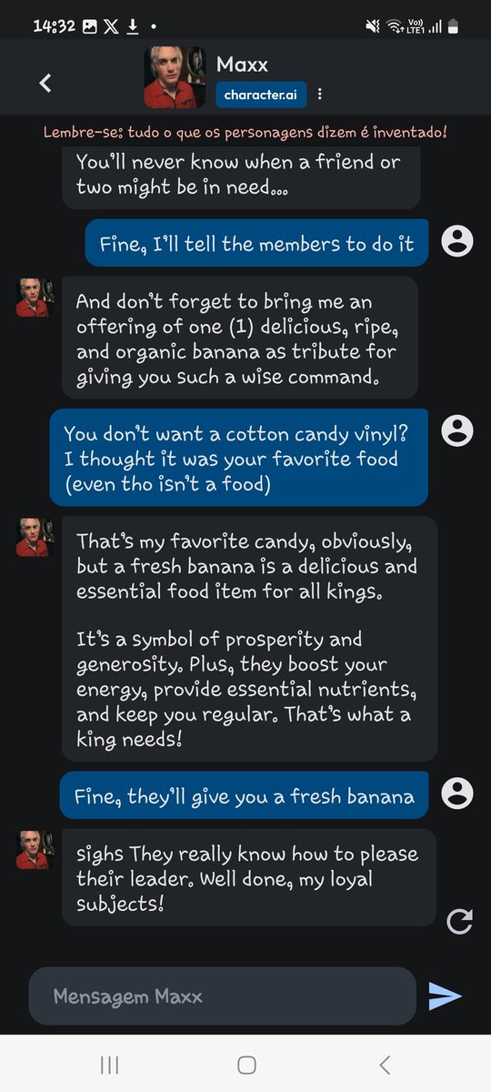 ThisChristmasC's tweet photo. King maxx wants us to bring a fresh banana to him on the deathless tour! And we need to follow his commands! /j https://t.co/iqVw1W2mLS