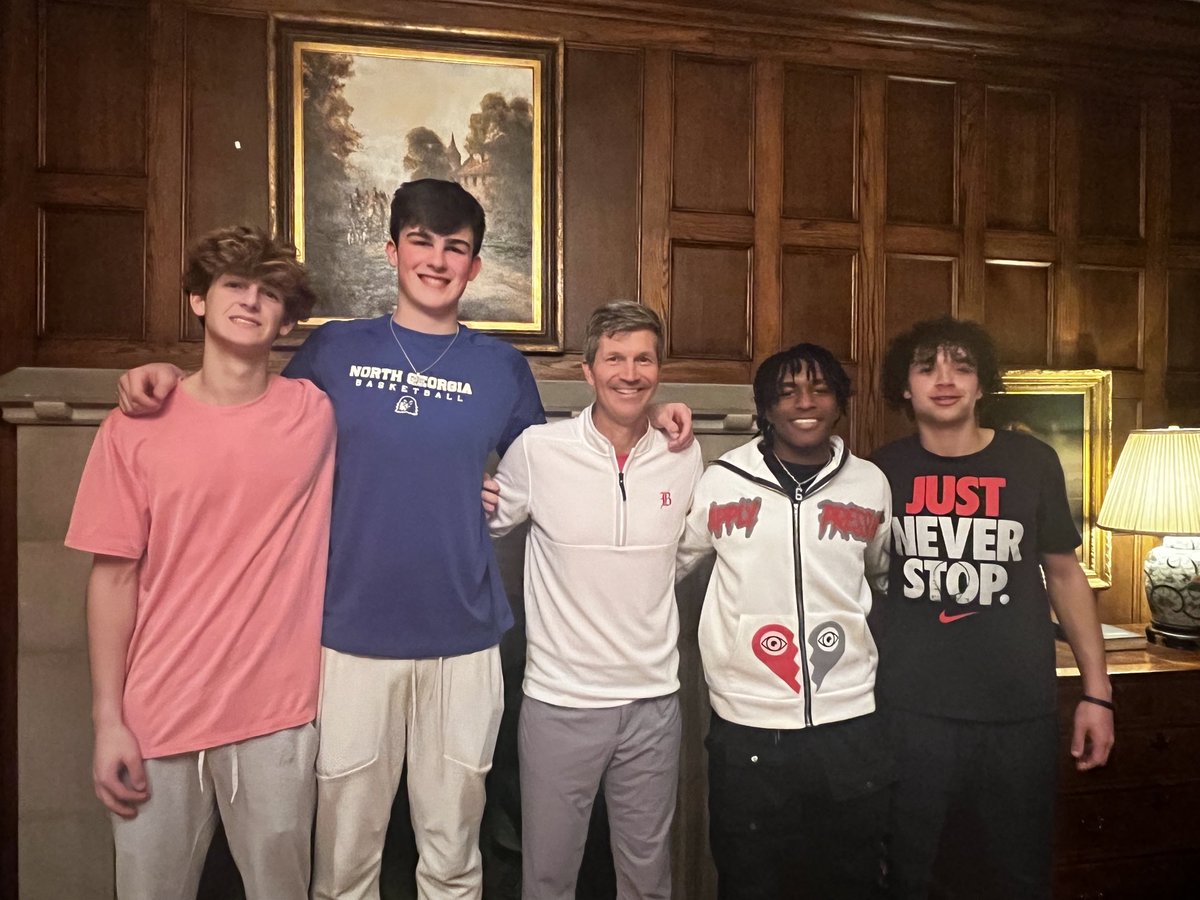 Mark Price (@coachmarkprice) on Twitter photo Thanks so much to this group of seniors. You guys have represented Baylor School and have made <a href="/baylor_hoops/">Baylor Men’s Basketball</a> better! Look forward to the stretch run! #weareBaylor Thanks so much to this group of seniors. You guys have represented Baylor School and have made <a href="/baylor_hoops/">Baylor Men’s Basketball</a> better! Look forward to the stretch run! #weareBaylor