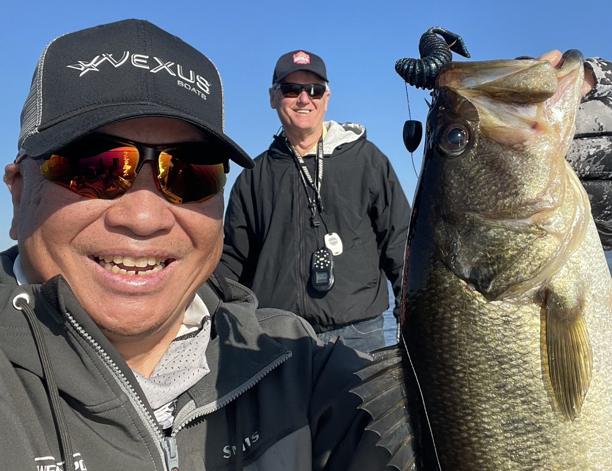 Got out today with good friend, Rick Greene from Backwater Casting! Bite is still tough with constant unstable weather! #FLFishing #BackwaterCasting #FishingWithFriends
