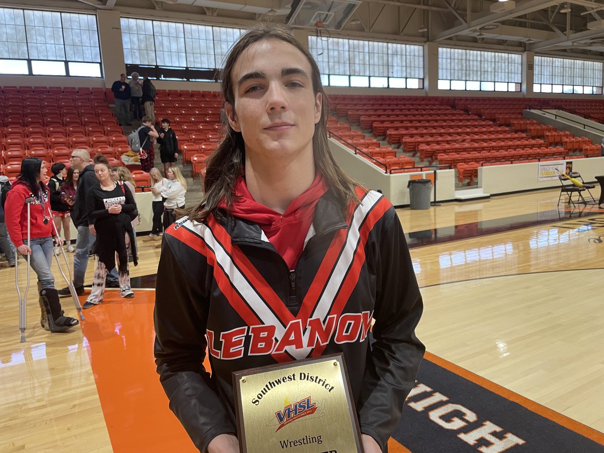 Greg_BHCSports's tweet photo. Swd wrestler of the year Ian ray from Lebanon. #hcwr https://t.co/EWeXWuUHYO