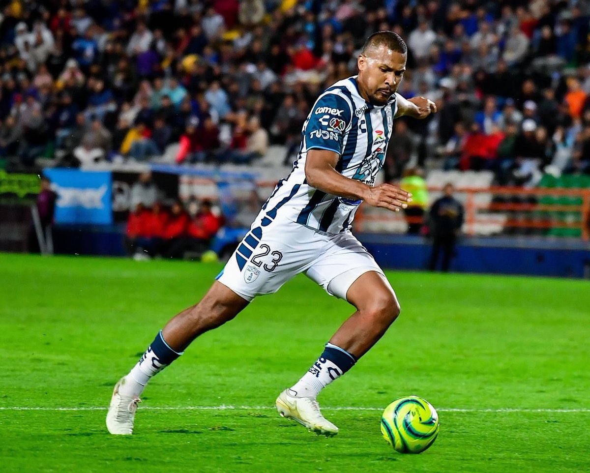 SALOMÓN RONDÓN ES LÍDER GOLEADOR EN LA <a href="/LigaBBVAMX/">Liga BBVA MX</a> 🇻🇪💥

4️⃣ 🇻🇪 SALOMÓN RONDÓN🦍
3️⃣ 🇲🇽 Sebastián Córdova 
3️⃣ 🇧🇷 Léo Bonatini
3️⃣ 🇦🇷 Eduardo Salvio
3️⃣ 🇲🇽 Eduardo Aguirre
3️⃣ 🇪🇨 Ángel Mena
3️⃣ 🇺🇾 Federico Viñas
3️⃣ 🇺🇸 Brandon Vázquez 
3️⃣ 🇨🇴 Harold Preciado 
3️⃣ 🇲🇽 Ulises Rivas
3️⃣ 🇪🇸