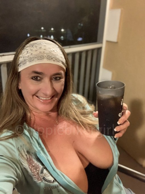 Cheers to an amazing day of riding! Spent ALL day on the bike. Back at the hotel &amp; having a cocktail<a href="/tag/florida"class="tags"><span>#florida</span></a><a href="/tag/saturdaynight"class="tags"><span>#saturdaynight</span></a><a href="/tag/cheers"class="tags"><span>#cheers</span></a><a href="/tag/letsride"class="tags"><span>#letsride</span></a><a href="/tag/nightcap"class="tags"><span>#nightcap</span></a>