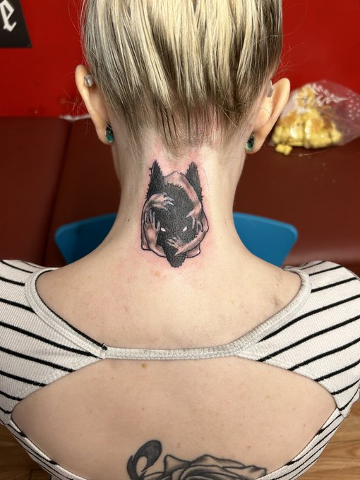 Another @IAMSADISTIK inspired tattoo. Quite possibly my favorite album, Phantom Limbs. https://t.co/<a class="tags" target="_blank" title="On Twitter" href="/?out=eyJ0eXAiOiJKV1QiLCJhbGciOiJIUzUxMiJ9.eyJpYXQiOjE3MjUwNDk3MzcsImlzcyI6InR3cG9ybnN0YXJzLmNvbSIsIm5iZiI6MTcyNTA0OTczNywiZXhwIjoxNzU2NTg1NzM3LCJyZWRpcmVjdF91cmwiOiJodHRwczovL3R3aXR0ZXIuY29tL0lBTVNBRElTVElLIn0.OiNJBU-kP2x6A4YOdnFua_BuMYvVkm-W3QKl29q0GFOHD_a82hEOs-I6dnTIfKoT_y1RtD1fr2_gWWPzVqaZIQ">@IAMSADISTIK</a><a href="/tag/mvsales"class="tags"><span>#mvsales</span></a>