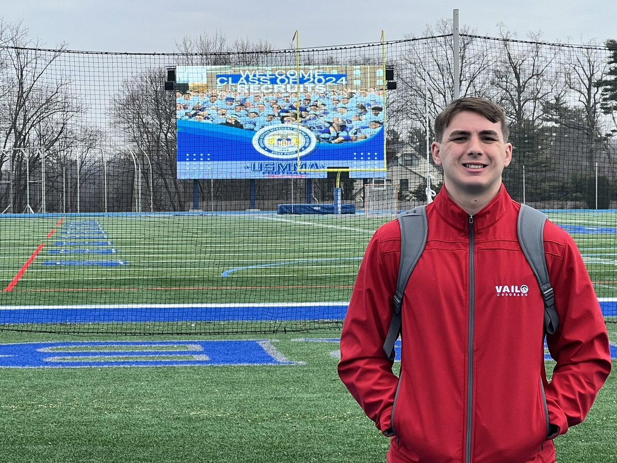 _JacksonHarper's tweet photo. I had an amazing time at Kings Point on my Official Visit. Thank you @USMMAFootball @CoachCroall @CoachKikel @Scala39 and @coachbartelFB for the hospitality.

@BeacBoysFB @larryblustein @KornblueSnappin https://t.co/nKafq2884Y