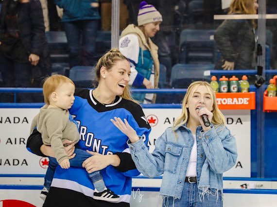 Pictures worth far more then a thousand words🥺🫶🏻

That’s another first star for <a href="/natspooner5/">Natalie Spooner</a> and another home win for <a href="/PWHL_Toronto/">Toronto Sceptres</a> !!!