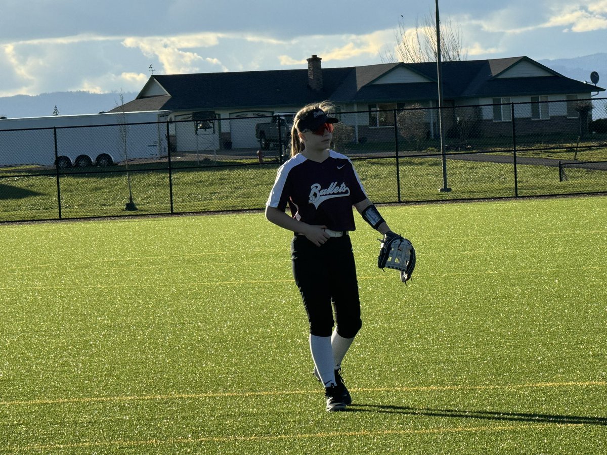 Back on the field for the 1st time in 2024 with the 12A NW Bullets. Getting ready for the Power 48 tourney in Mesa, AZ February 17-19.🌵🥎