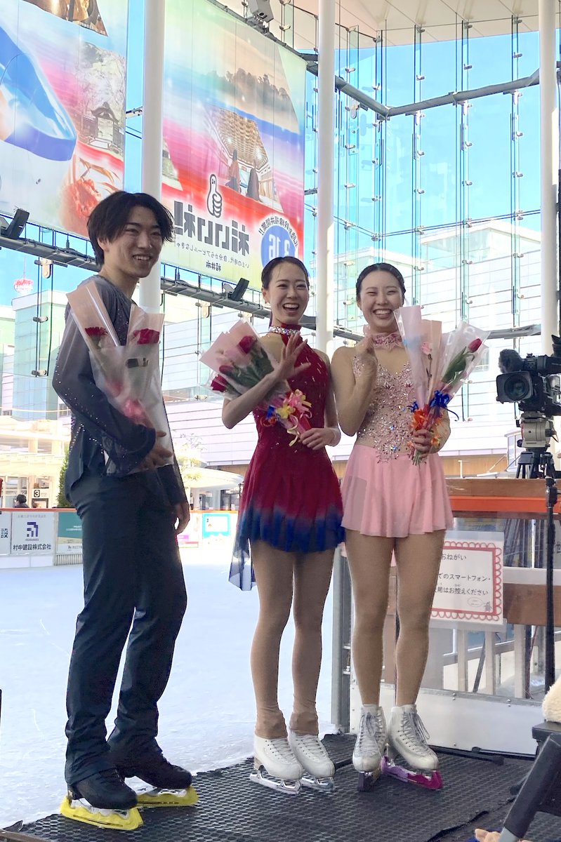 suwe_zo's tweet image. そんなワタクシは昨日は #ハピリンク で行われてた #関西大学アイススケート部 のスペシャルアイススケートショーを見学しておりました
初めて生で見た一流スケーターの滑りは美しくも迫力がありました
滑走時の写真も撮ったのだけど整理ができてないので明日以降にでも…