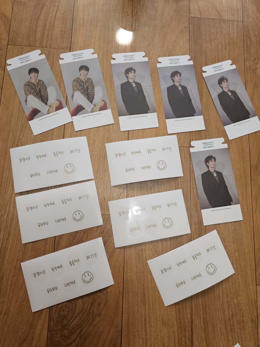 kongyuni3's tweet photo. 뉴이스트 김종현 앤유포카 포카 포토카드 앨범굿즈 판매 양도

포토스탠드 각2000씩
스티커 각1000씩

흥정x
예민보스구매X
구매후 어떤이유에서건 절대교환환불X 구매시 동의로 간주

배송비3500+
총액 즉입만가능
계좌받고10분내 미입금시차단
못믿으면구매x
추가인증x

김종현 JR 종현 앤유 &amp;U https://t.co/ftWv2QY7Eh