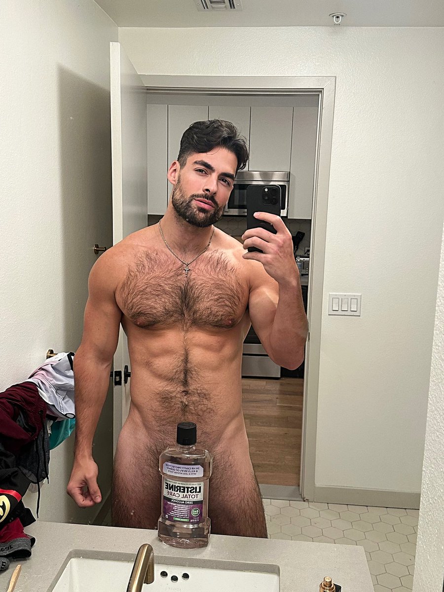 Selfie ❤️📸
Happy Saturday🫶❤️
RT if you want more 🫡🏆