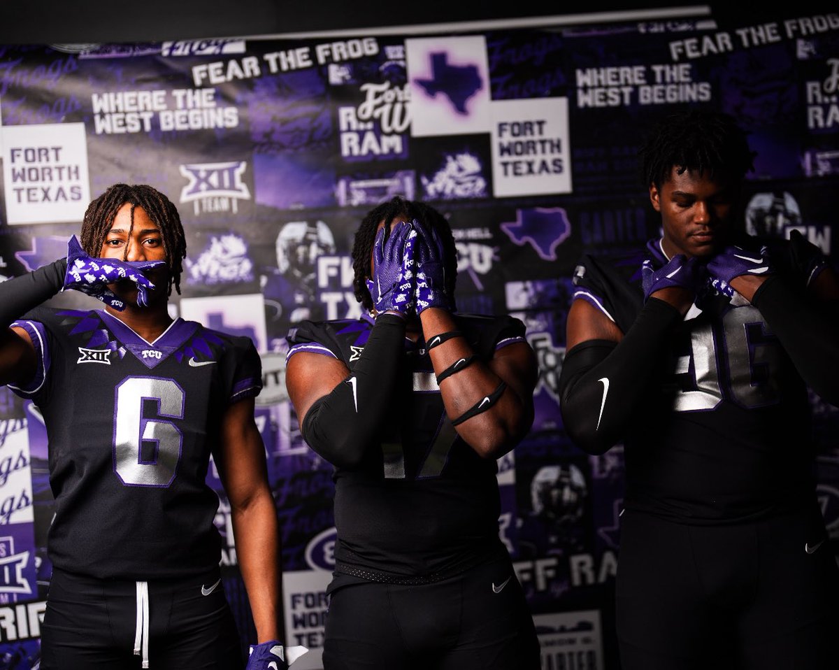 Blessed to be able to Visit Texas Christian University today with my teammates and speak with <a href="/CoachKWils/">Coach Ken Wilson</a> <a href="/_CoachJmac/">JaMarkus McFarland🦍😤</a> . Huge thank you to the entire staff for welcoming us!
