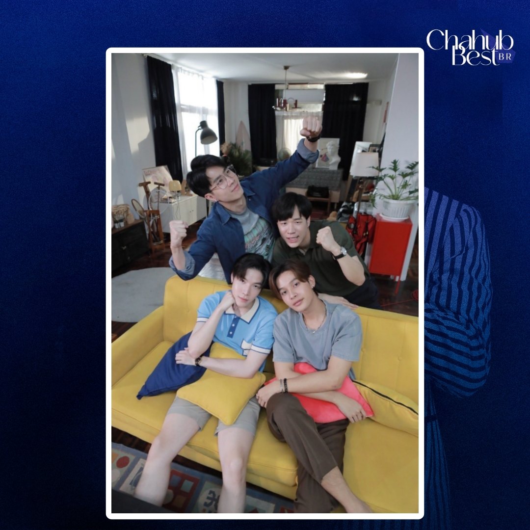 ChahubBestBR's tweet photo. 💬Tradução:
"Quando informamos aos atores que queríamos o mesmo clima e tom.
O que eu consigo... 🤨 #saveadmin¹ (salve o adm¹)"
¹Quero também.
#KnockKnockBoys #WeTVOriginal #HeadlinerTH #HeadlinerTHArtist #BestVittawin #Seng_Wichai #JaonineJiraphat #NokiaChinnawat #DimpleBoys https://t.co/CamNtn56OH