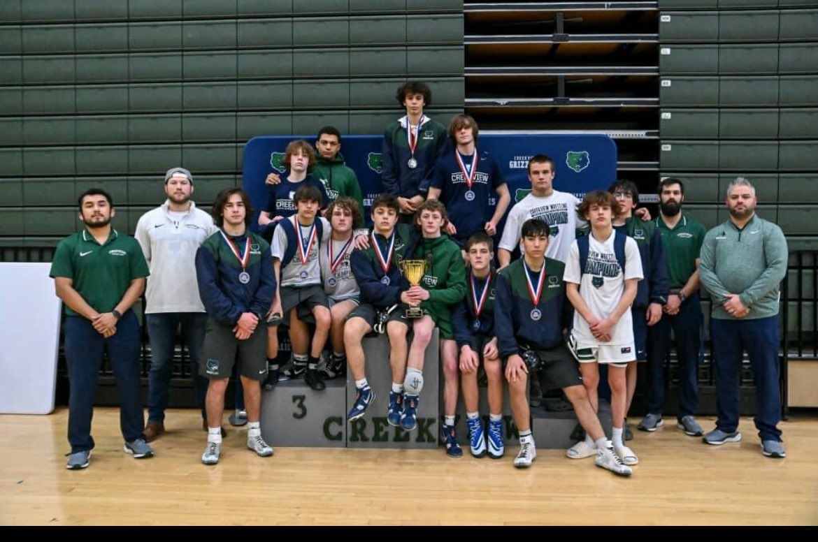 MSalas1015's tweet photo. The Creekview Grizzlies Wrestling Varsity Boys  wrestled well today, winning the Region 6-6A Championship. 12 out of 14 wrestlers made the finals with seven individual champs. We qualified 12 for sectionals next week in Brunswick for a chance to qualify for the state tournament. https://t.co/pM5K8I1rcN