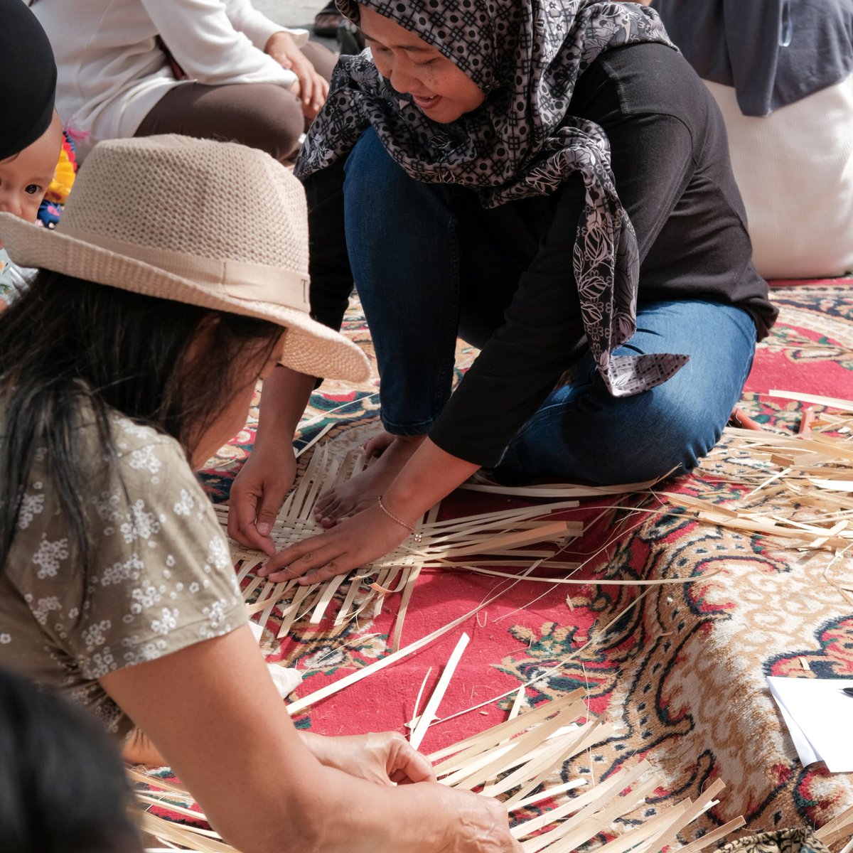 hamzahbatik's tweet photo. Kota nyaman yang setiap sudutnya tak pernah gagal memberikan kenangan indah, berhasil mendatangkan banyak wisatawan setiap harinya. Wisatawan baik wisatawan lokal maupun mancanegara, selalu berdatangan penuh gembira ketika menikmati setiap titik pariwisata di Yogyakarta. https://t.co/4EABQX0Vu1