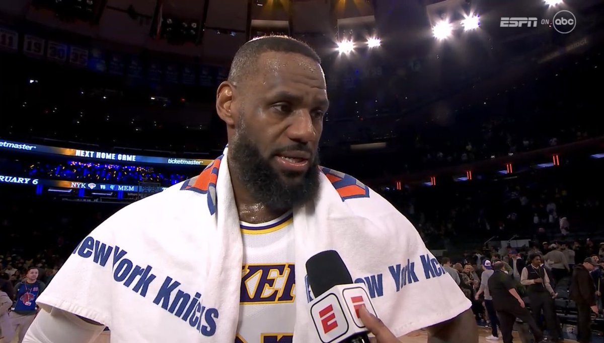 beastlyBLVD's tweet photo. LeBron with the Knicks towel on during that postgame interview 👀 Definitely trolling lmao https://t.co/9tKd4qdm3B
