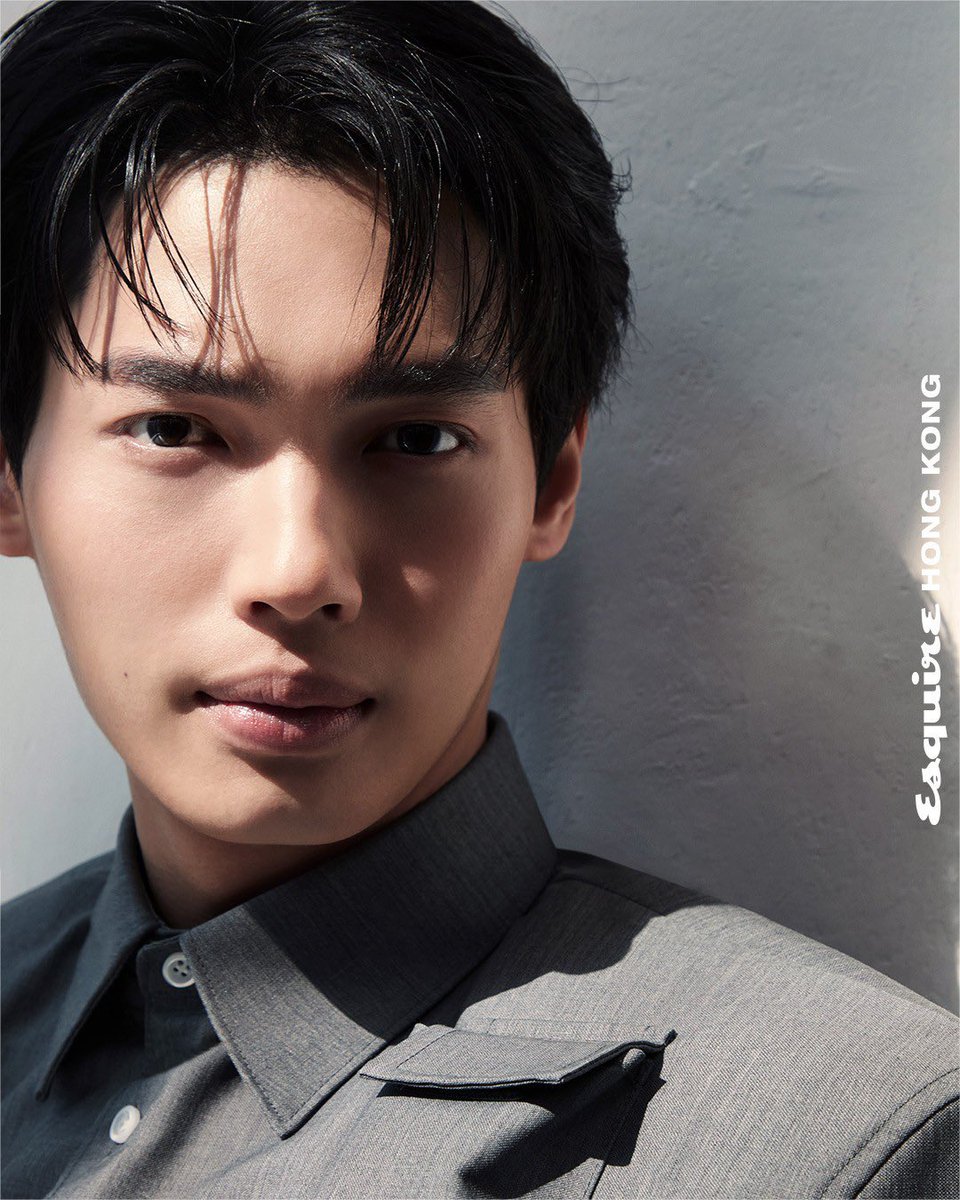 Winmetawin_KRFC's tweet image. esquirehk ig

🔗 instagram.com/p/C26OJftop9x/

人生模範生｜Win Metawin｜#ISSUE122

「我在這個行業其實還算是一個新人，有很多東西需要好好學習。」