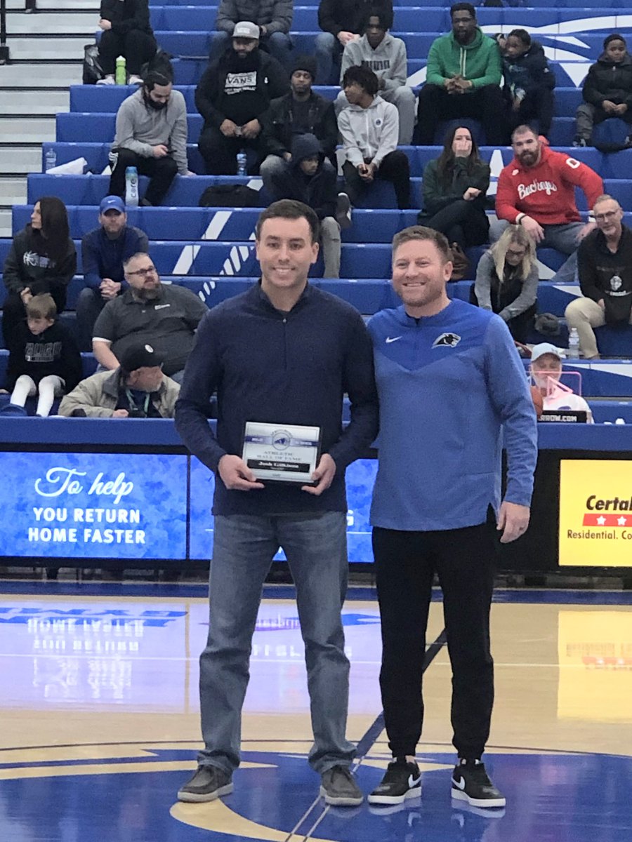 AnthonyGilkison's tweet photo. Fun weekend with family and friends celebrating Dad's birthday, Grace's birthday and Josh's Hall of Fame induction at Springboro! https://t.co/OfHEyvWkuF