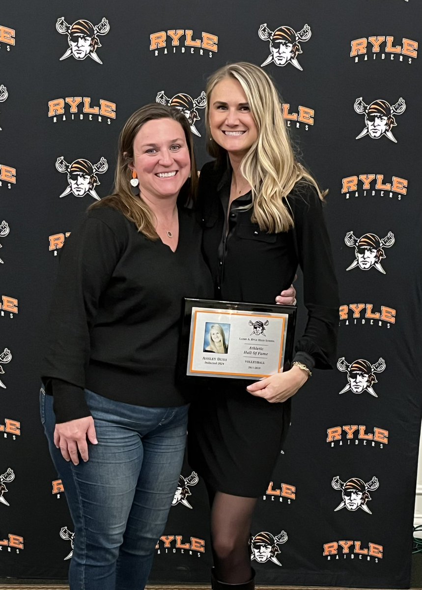 rylevball's tweet photo. Tonight we celebrated the Ryle Hall of Fame Inductees.  For volleyball, was the amazing Ashley Bush!! https://t.co/pTERhTDwqK