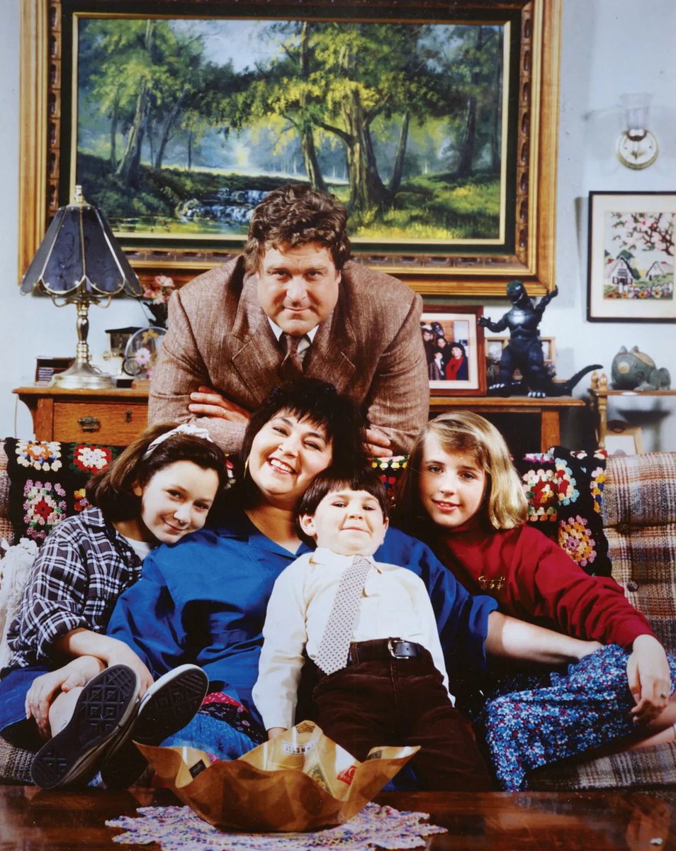 NotFromSwEDEN's tweet photo. Hey! What’s up? My friends and I are just trying to unpack why we all shared the same irrational fear of the show Roseanne when we were younger. https://t.co/tcjpLvl0IE