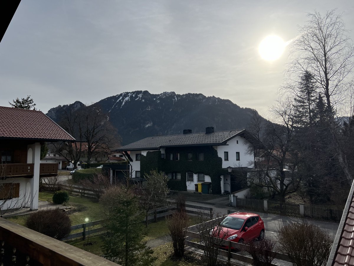 tutanch's tweet photo. Ein schöner Tag in #bayern nachher noch skifahren https://t.co/iLHWHXrrKo