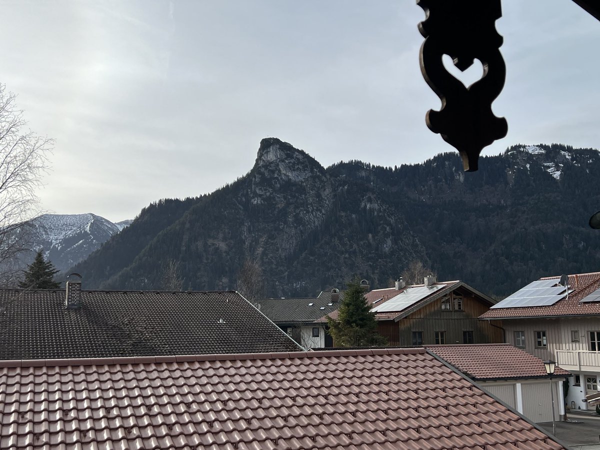 tutanch's tweet photo. Ein schöner Tag in #bayern nachher noch skifahren https://t.co/iLHWHXrrKo