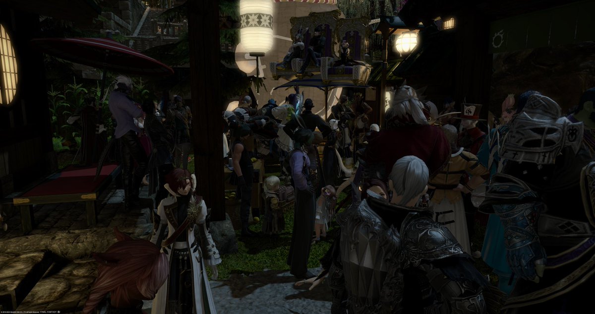 RoegaDruid's tweet photo. Despite issues with work making me super late and issues with my tablet keeping me from doing any art, it was great meeting people and seeing everyone’s WoL at #CatShackAP! (Pardon the awful photos. The only ones that saved right were bad shots at night QQ) https://t.co/4CYMeZV7pa