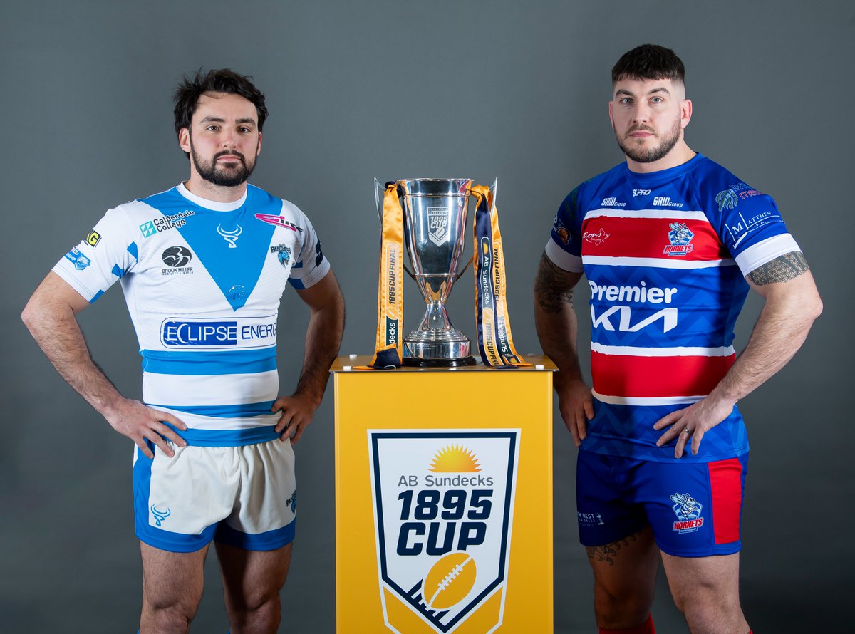 RochdaleHornets's tweet image. 𝐈𝐓&apos;𝐒 𝐆𝐀𝐌𝐄 𝐃𝐀𝐘 🐝🏉

🆚 @HalifaxPanthers 
🏟️ @CrownOil Arena
⏰ 3:00pm kick-off
🏆 @ABSundecksLtd 1895 Cup
🎟 Tickets available Online or at Reception (Cash/Card)
🚗 Car Parking £5 (CASH ONLY)

Match will NOT be live streamed, please ignore any links in the comments.