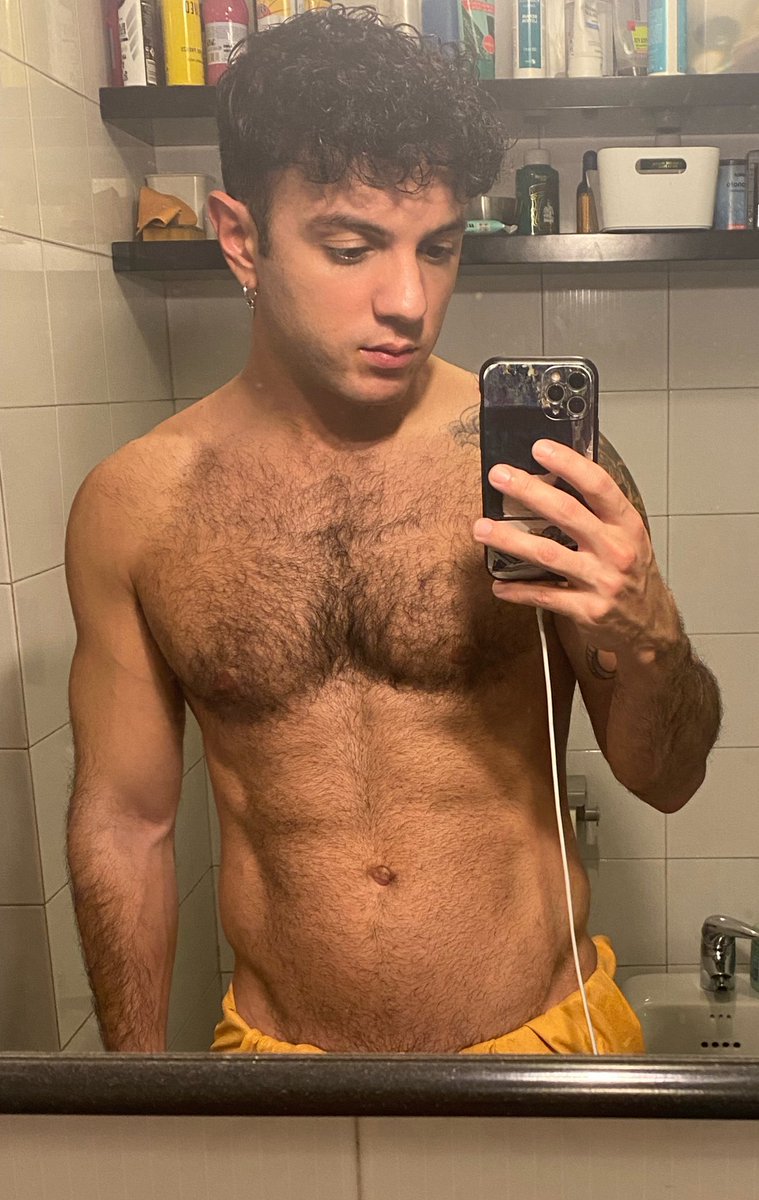 Lina Galore tweet media