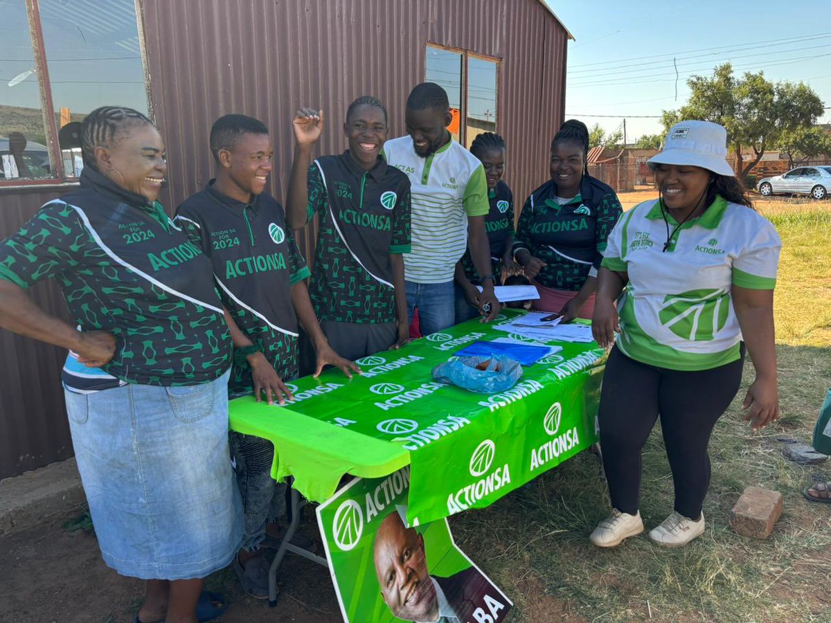 #RegisterToFixSA Last day of registration, @Action4SA is still on the ground working hard to ensure that eligible voters register with @IECSouthAfrica {Orange Farm Constituency 💚}