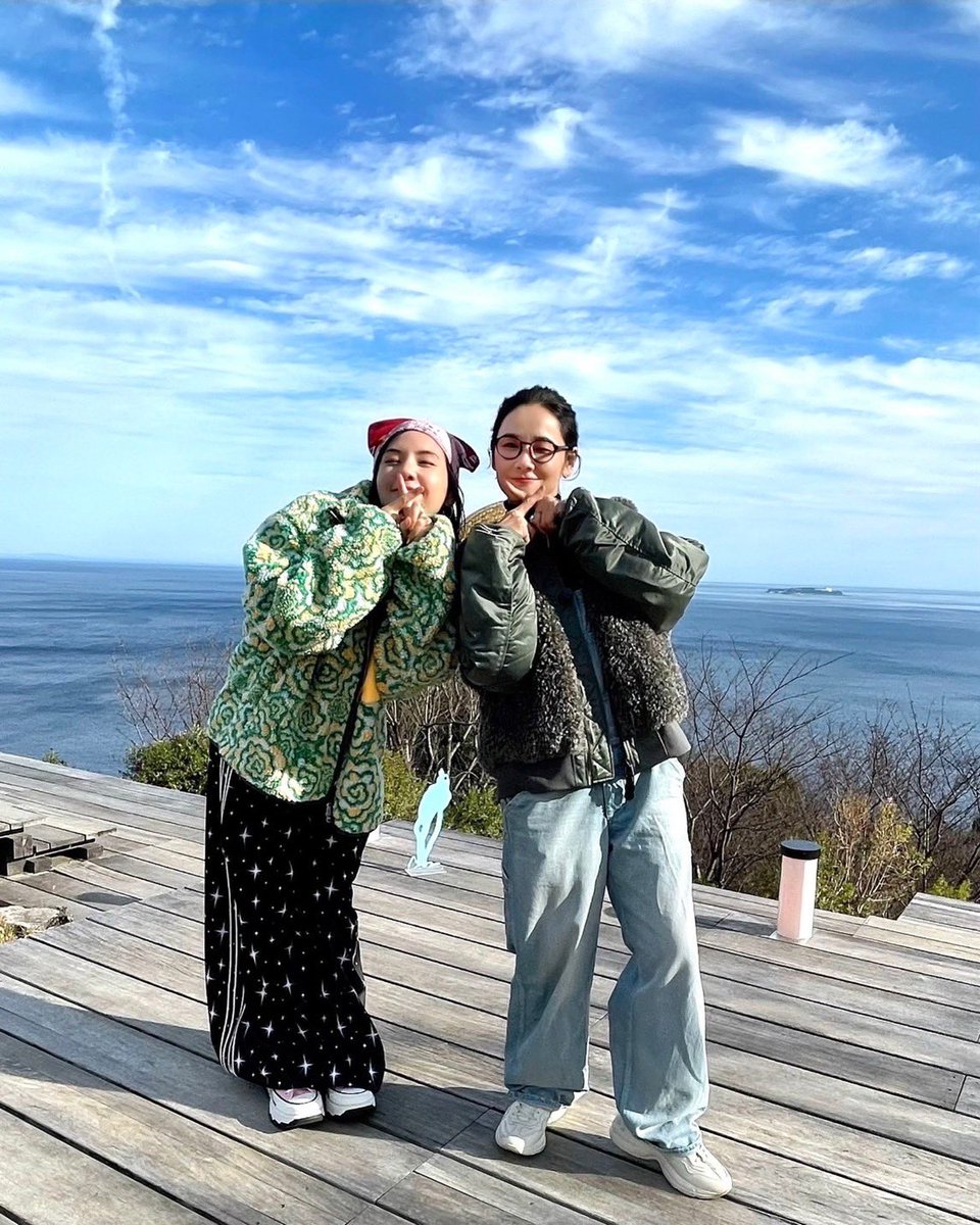 仲里依紗 さん衣装】 📺2/4 #せっかくグルメ/ «只今放送中» 仲里依紗