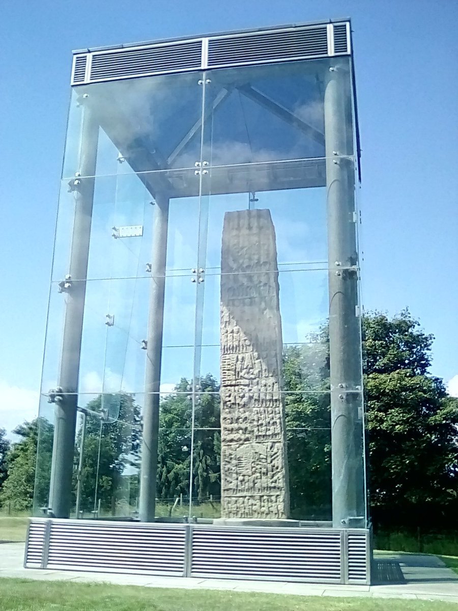 DavidRoger1951's tweet image. Sueno&apos;s Stone at #Forres for #StandingStoneSunday