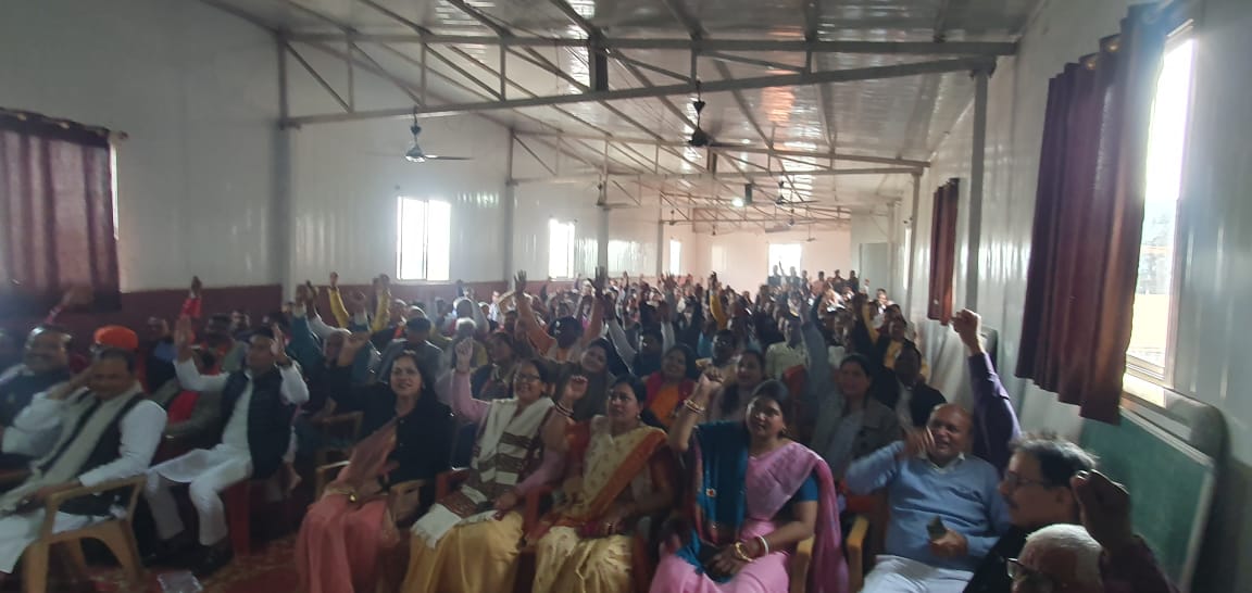 जिला सारण भाजपा कार्यसमिति की बैठक में माननीय विधायक श्री जनक सिंह जी, डॉ. सी एन गुप्ता जी, श्री कृष्ण कुमार मंटू, जिलाध्यक्ष श्री रंजीत सिंह जी, पूर्व विधायक ज्ञानचंद मांझी जी एवं जिले के वरिष्ठ नेताओं के साथ भाग लेकर बैठक को संबोधित किया।