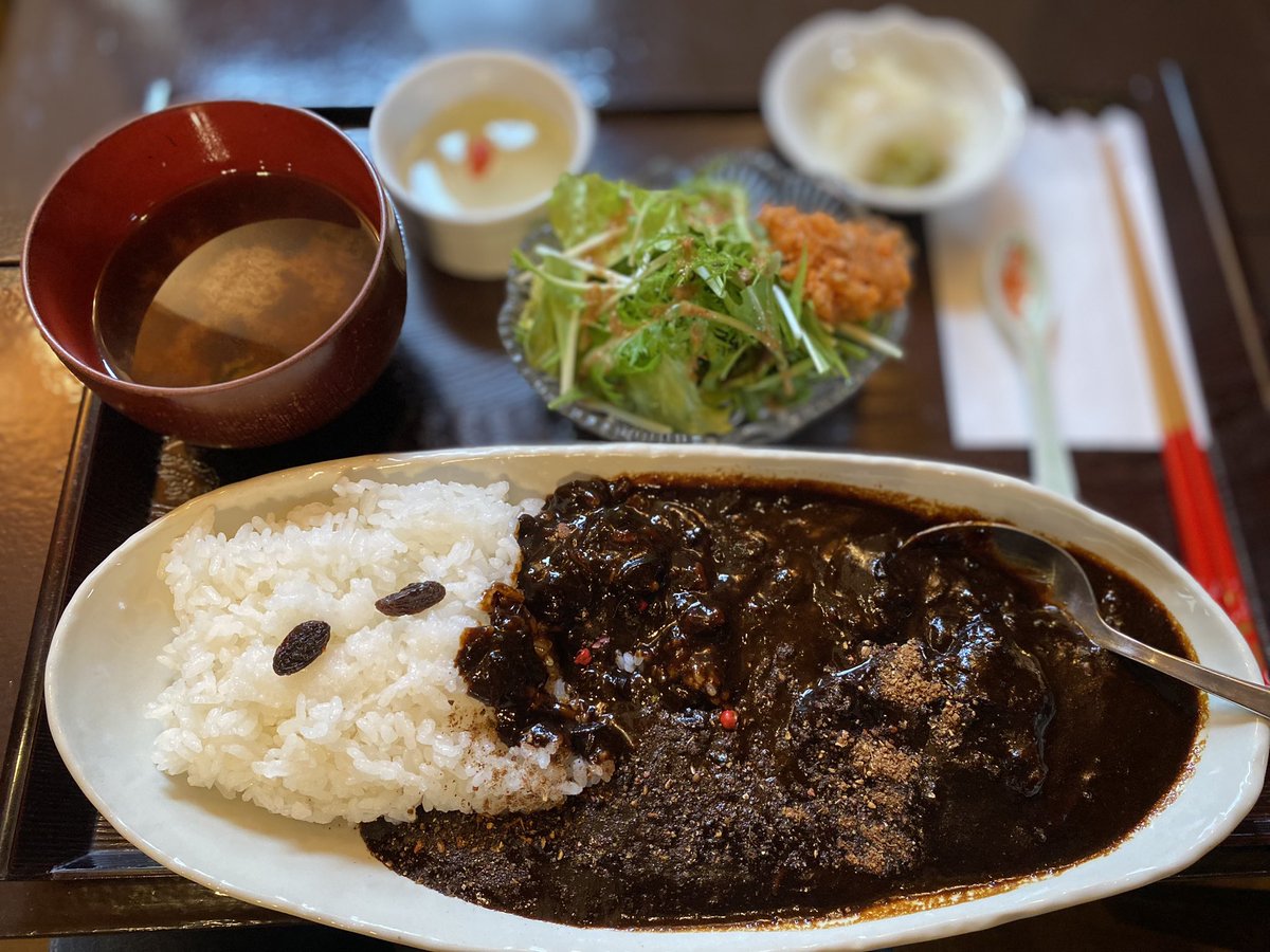今月閉店する東京本郷の金魚坂へ行って来ました。ここは350年続く老舗