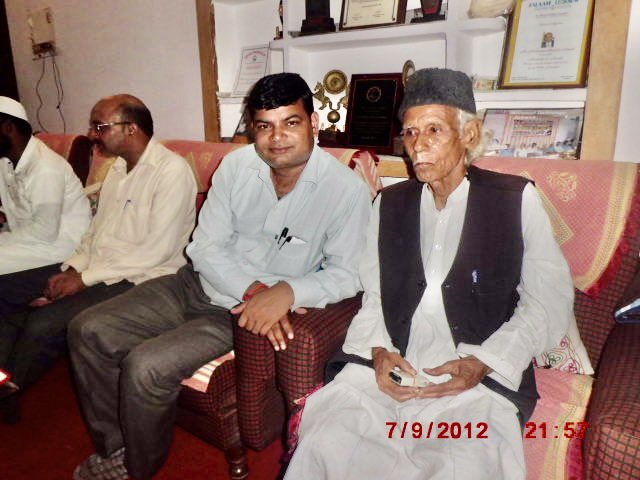 rohitmeet's tweet photo. मरहूम शायर क़मर गोंडवी के साथ कुछ यादें https://t.co/jRkiglNPb2