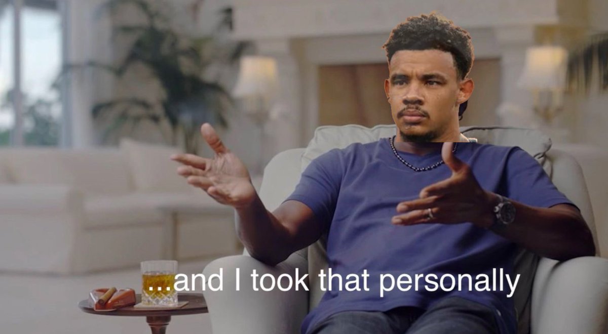 SandilevHeerden's tweet image. Economists: "South Africans don't know how to save"

Ronwen Williams: ...