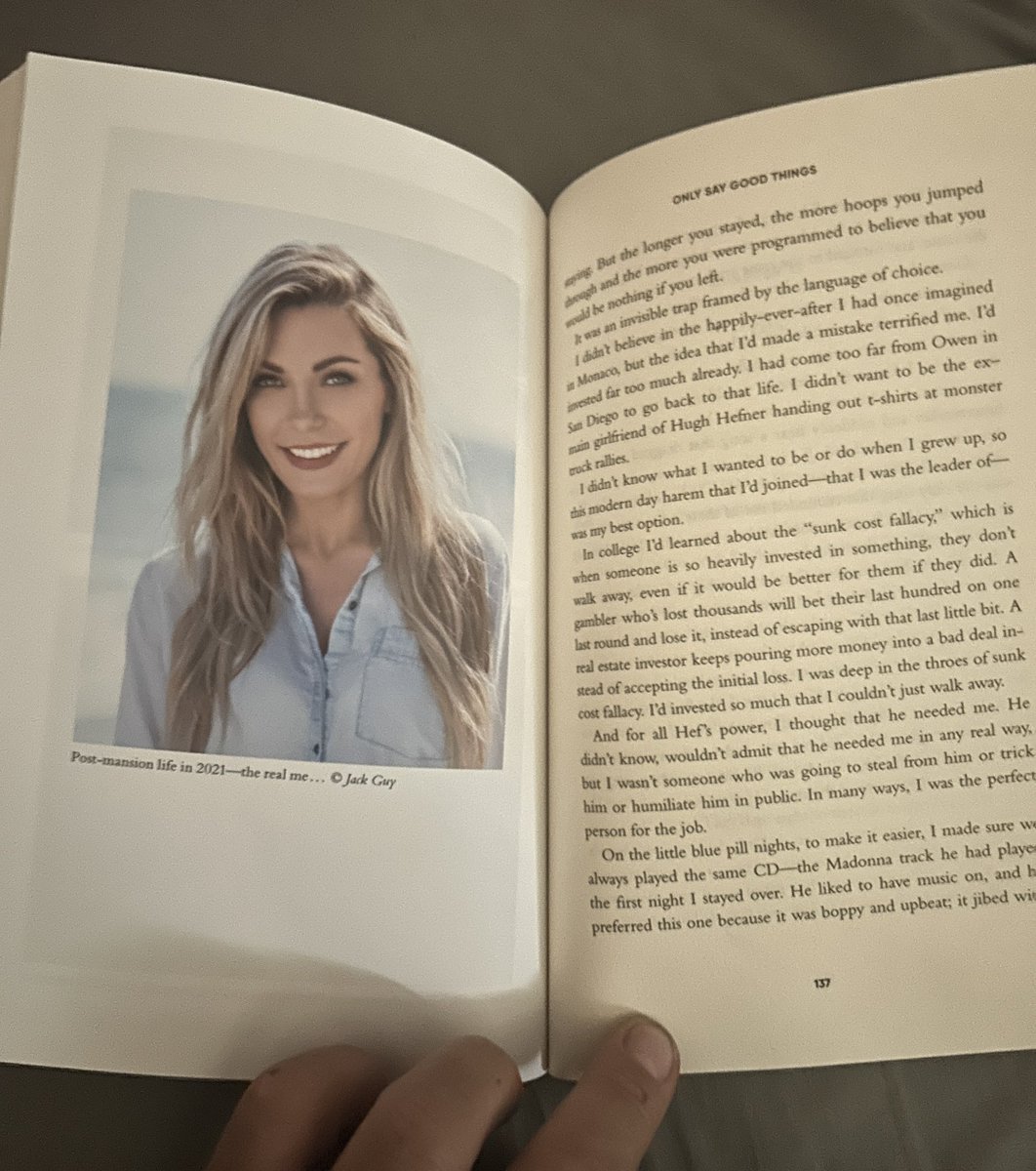 CraighMetaRides's tweet photo. My book finally arrived today all the way to Australia and I can’t wait to start reading the story of this amazing lady I met a few years ago through Twitter and #web3 @crystalhefner
#OnlySayGoodThings
#SurvivingPlayboy
#FindingMyself https://t.co/9d10FQjnhi