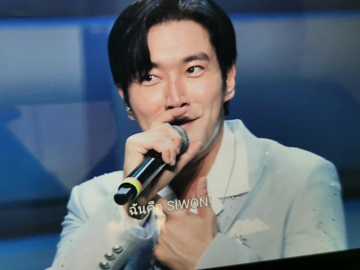 เดบิวต์​ได้16วัน น้องเล็กของวงวัย38ปี ชีวอน 5555555555
#SUPERJUNIOR_LSS #SIWON