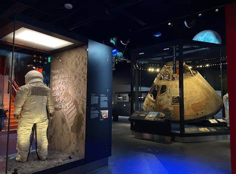 TexasTylerJones's tweet photo. Hello ladies and gentle hands, I fell asleep in the National Air and Space Museum in Washington in the plane exhibit. I found a really comforting space and sat there to read an article and fell asleep. No one woke me up and they straight up closed the museum. Can't Believe it! https://t.co/4JJDNEcCgH