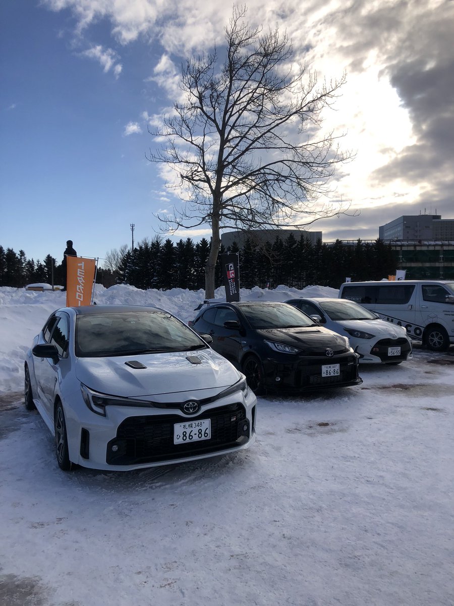 corolla_sapporo's tweet photo. 本日、ガトーキングダムでオートテストを開催中です🚗³₃

たくさんのご参加ありがとうございます！

#トヨタカローラ札幌 #GRガレージ札幌厚別通 https://t.co/o34j4vjxGZ